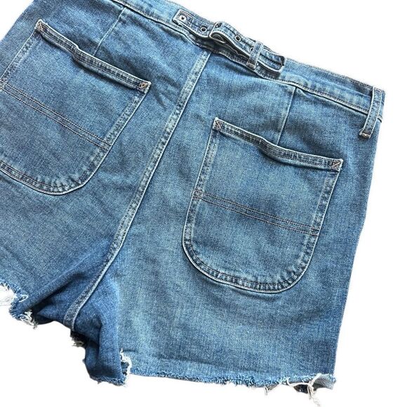 Old Navy high rise A-Line Cut off style Jean shorts Size 14 - Picture 7 of 14